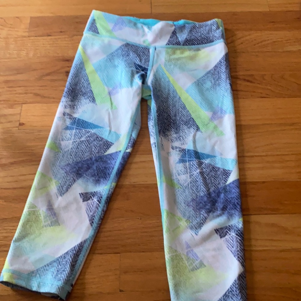 Ivivva cropped legging.